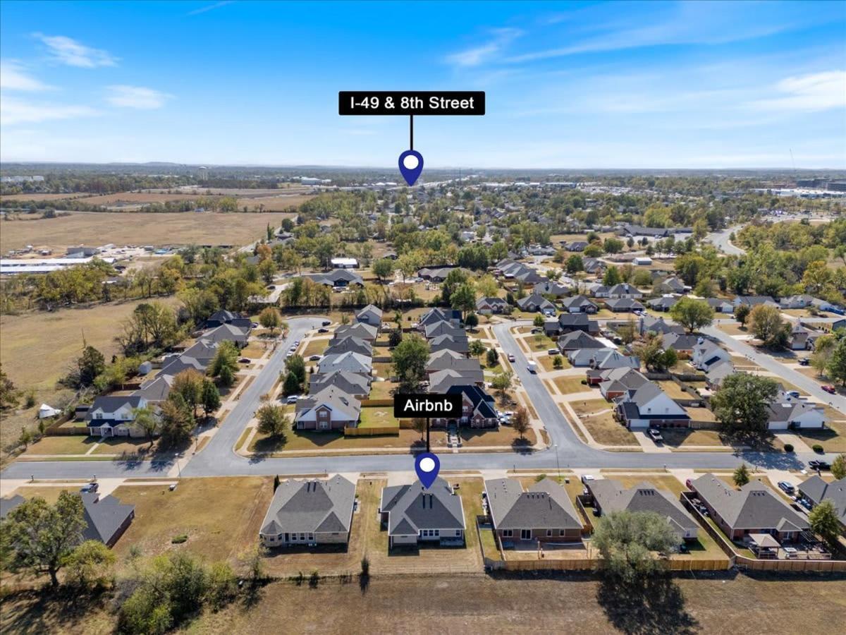Beautiful 3 Bed 2 Bath Near Crystal Bridges * Bentonville