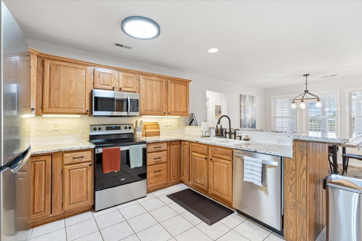 Beautiful 3 Bed 2 Bath Near Crystal Bridges * Bentonville